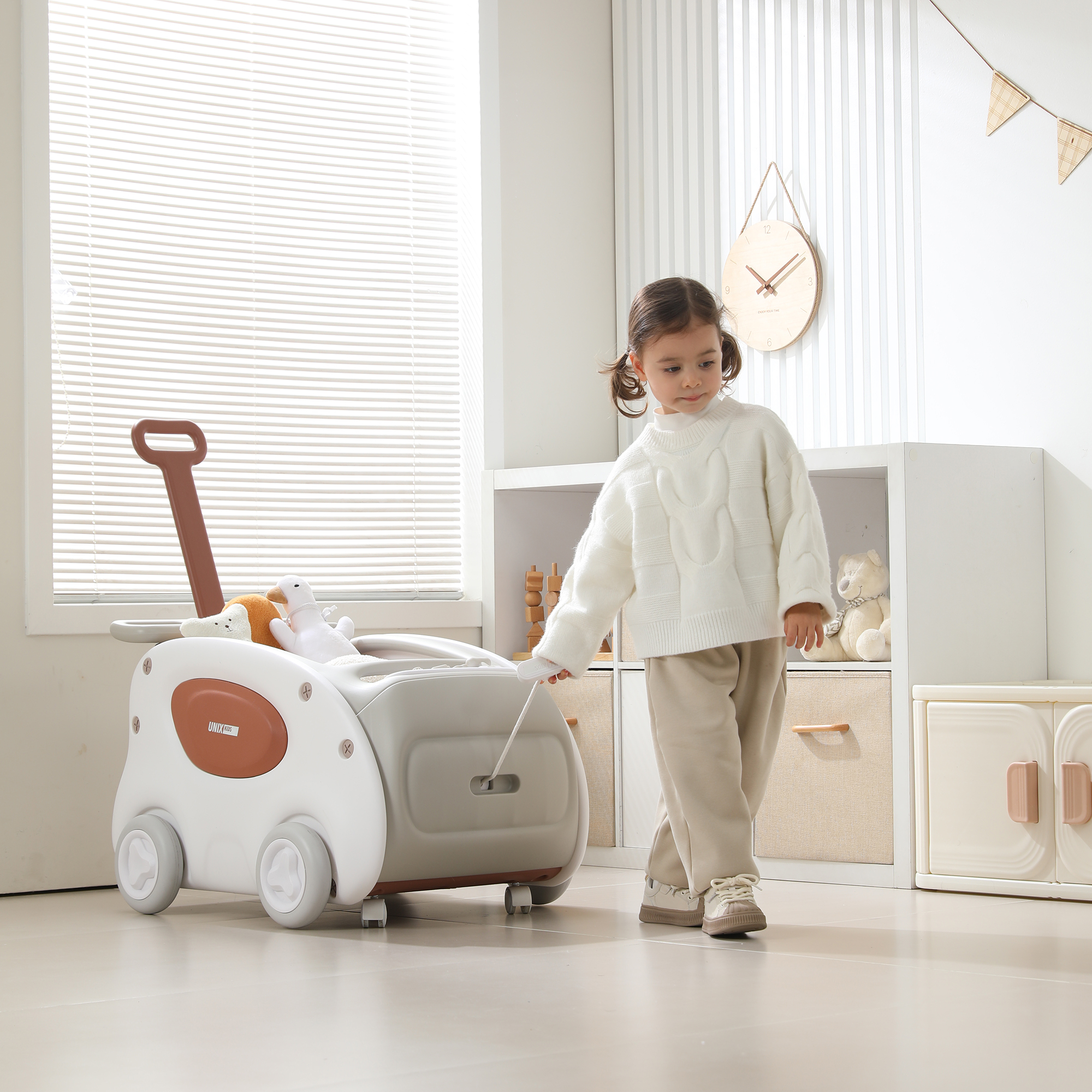 Машинка-каталка-ходунки SuperCar